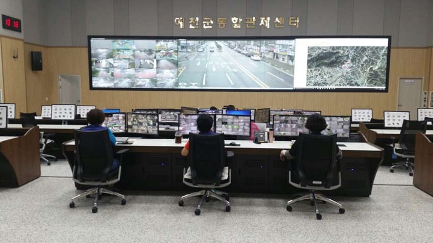 1.“매의 눈”예천군 통합관제센터! 군민의 안전을 지킨다.